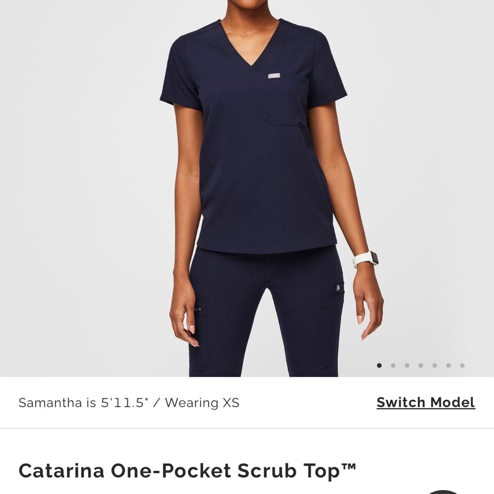 Figs Caterina one pocket scrub top.